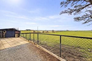 Photo 18- click for photo gallery